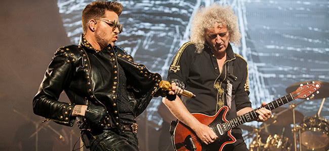 http://www.tonedeaf.com.au/wp-content/uploads/2014/08/Queen-live.jpg