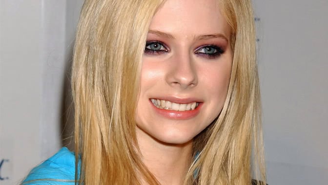Avril Lavigne'Chop Suey'